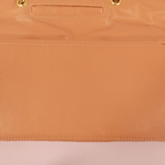 Vera New York Madeira Vegan Leather Tote Bag NWT. Toffee color - Picture 4 of 4